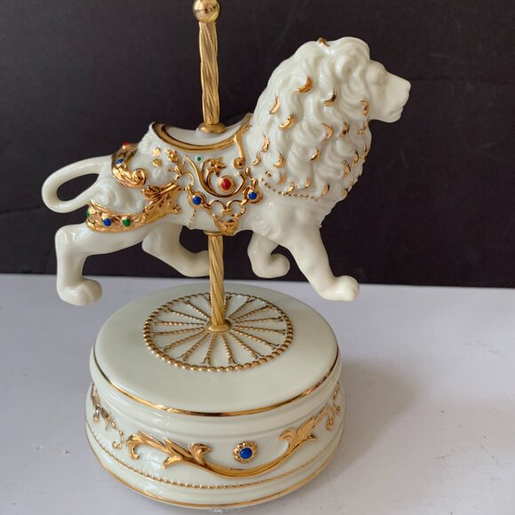 SAN FRANCISCO MUSIC COMPANY MAUREEN DRDAK LION CAROUSEL UNCHAINED MELODY MUSIC - Picture 4 of 11